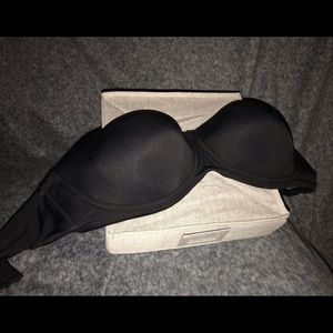 Size 44DD STRAPLESS BRA. Black. Used condition